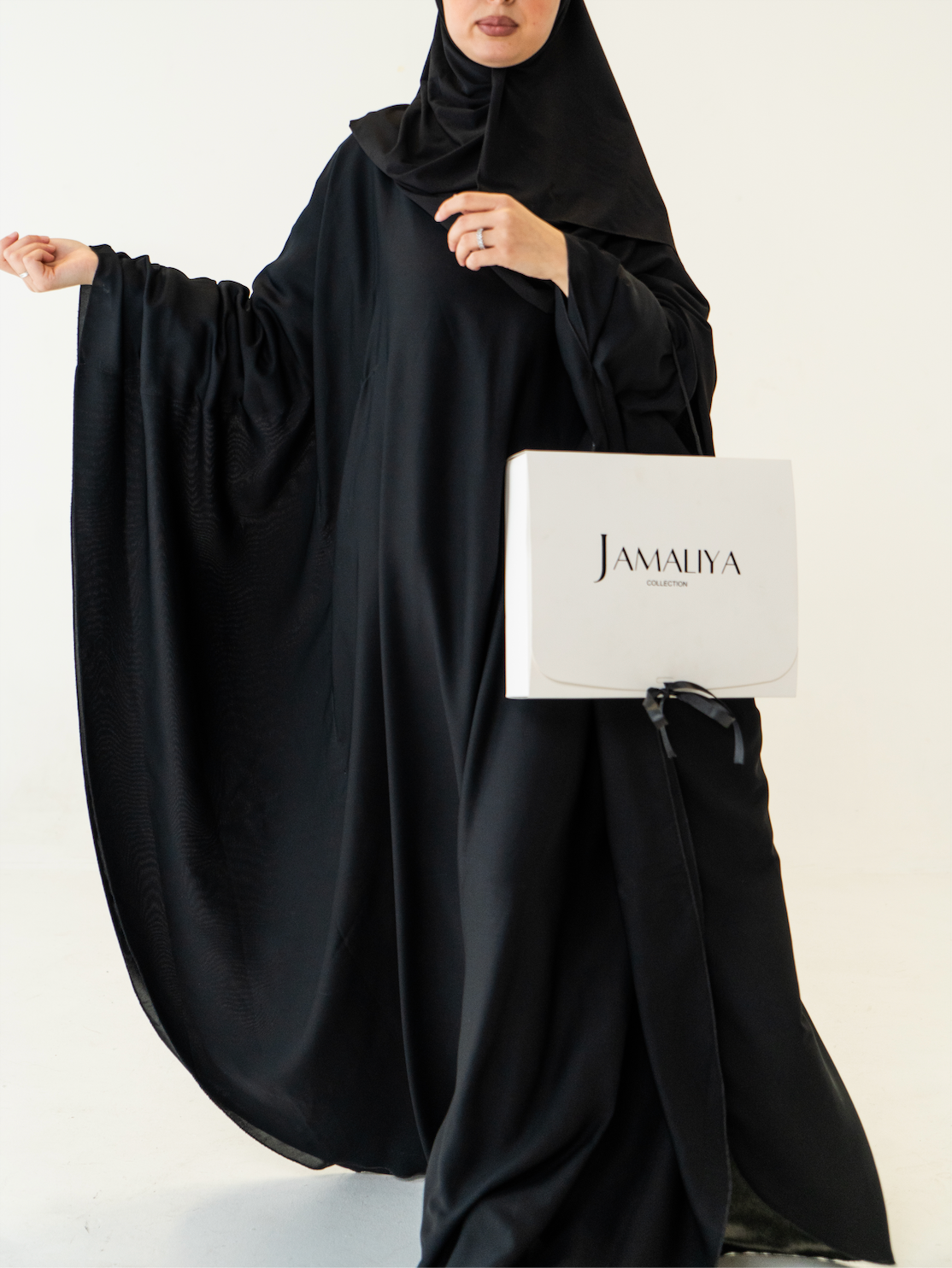 Abaya - MONIA